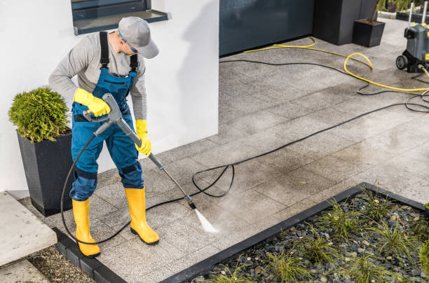Best Pressure Washing Driveway  in Brockton, MA